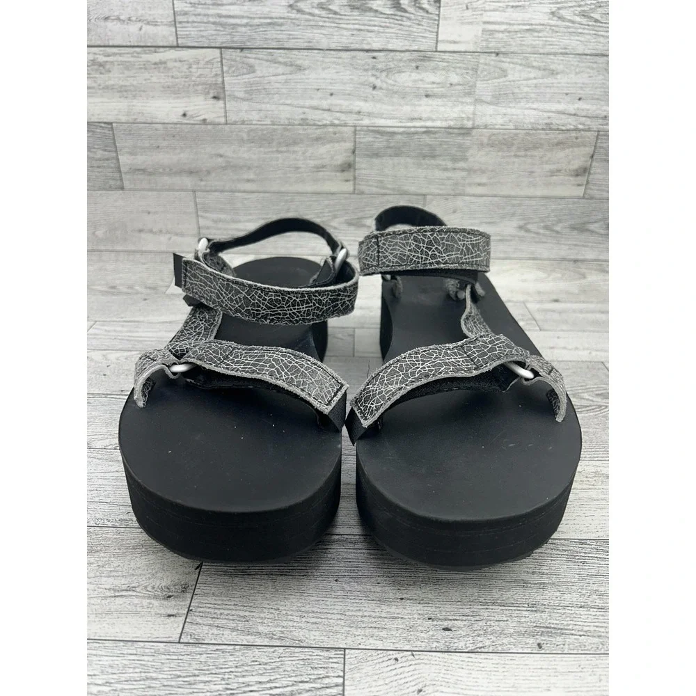 Teva Flatform Universal Shoes Womens Size 9 Black Crackle Strap Platform Sandals